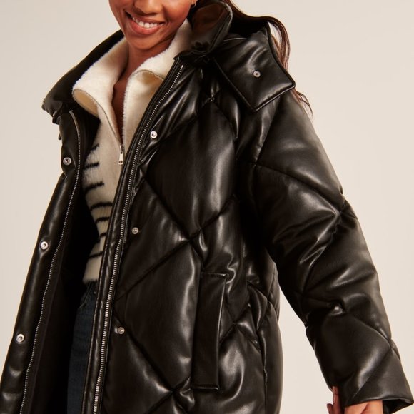 ❌SOLD ❌ NWT A&F Ultra Long Vegan Leather Quilted Puffer Coat SZ PETITE LARGE - Picture 2 of 12
